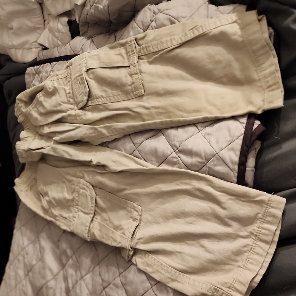 Children's Place Cargo Pants. Boys size 4
